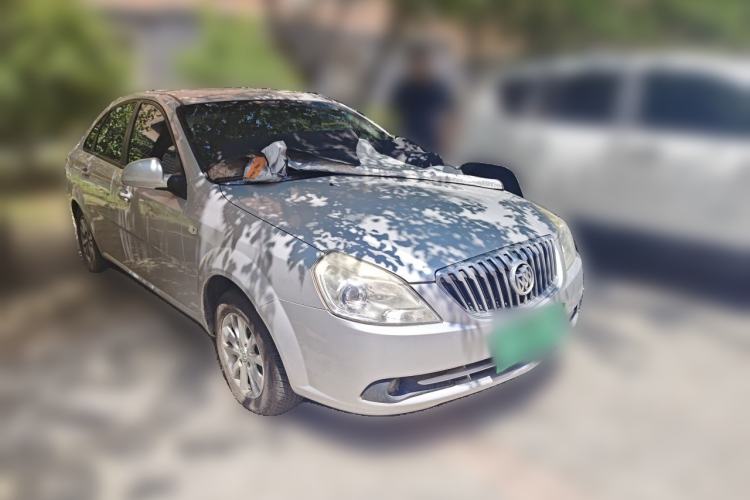 Used Buick Excelle 2013 1.5L Automatic Classic Model Front Right 45 Deg