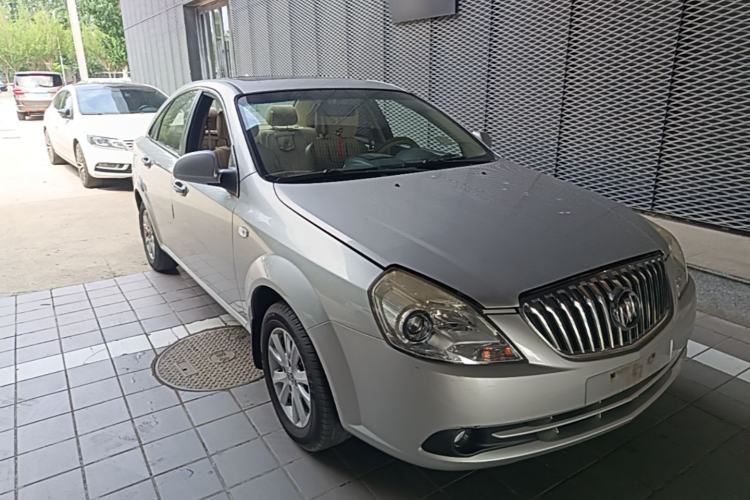 Used Buick Excelle 2013 1.5L Manual Classic Model Front Right 45 Deg