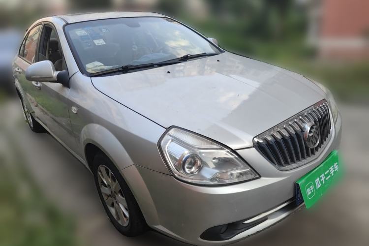 Used Buick Excelle 2013 1.5L Manual Luxury Model Front Right 45 Deg
