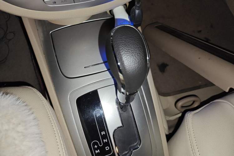 Used Buick Excelle 2013 1.5L Automatic Classic Model Gear Lever