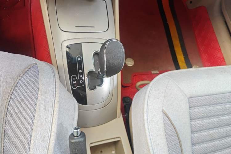 Used Buick Excelle 2013 1.5L Automatic Classic Model Gear Lever