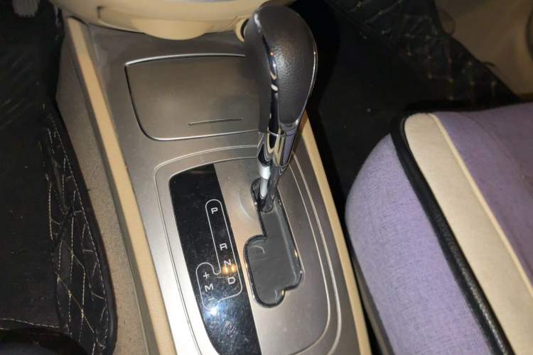 Used Buick Excelle 2013 1.5L Automatic Classic Model Gear Lever