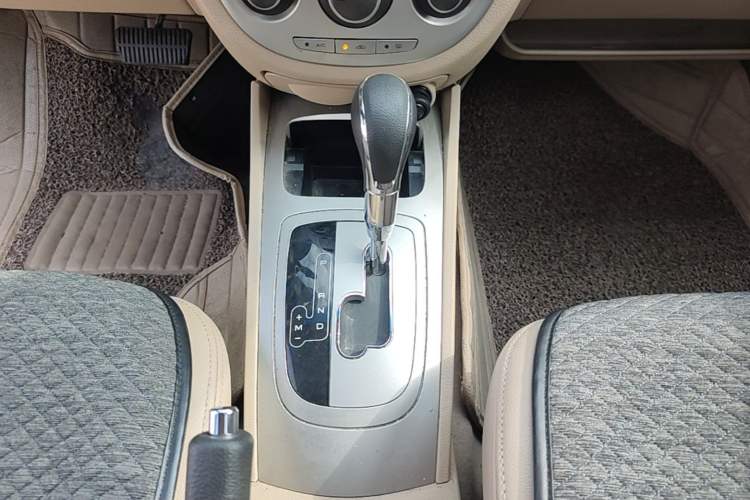 Used Buick Excelle 2013 1.5L Automatic Classic Model Gear Lever