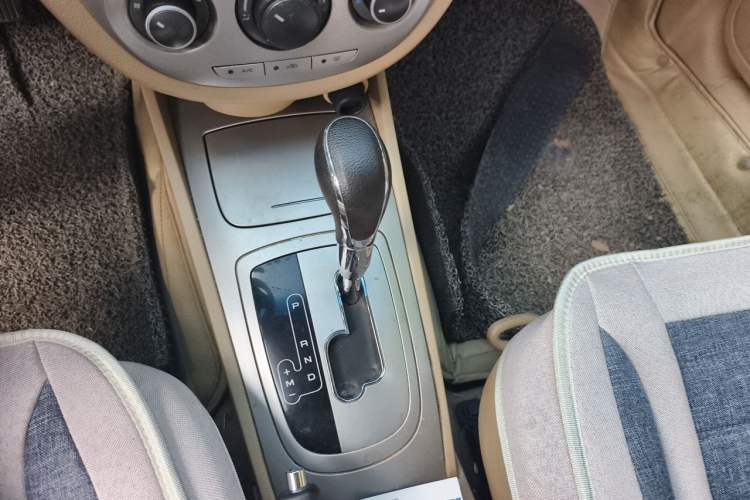 Used Buick Excelle 2013 1.5L Automatic Classic Model Gear Lever