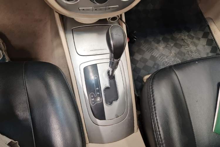 Used Buick Excelle 2013 1.5L Automatic Classic Model Gear Lever