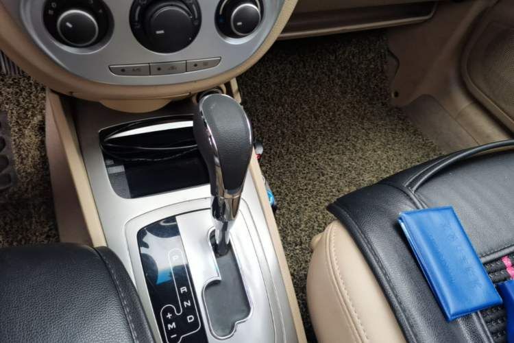 Used Buick Excelle 2013 1.5L Automatic Classic Model Gear Lever