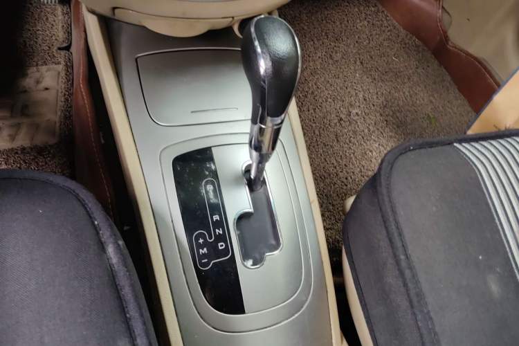 Used Buick Excelle 2013 1.5L Automatic Classic Model Gear Lever