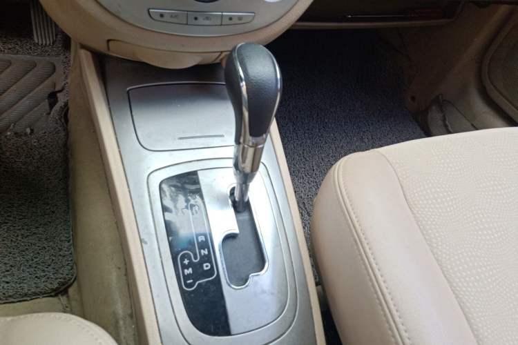 Used Buick Excelle 2013 1.5L Automatic Classic Model Gear Lever