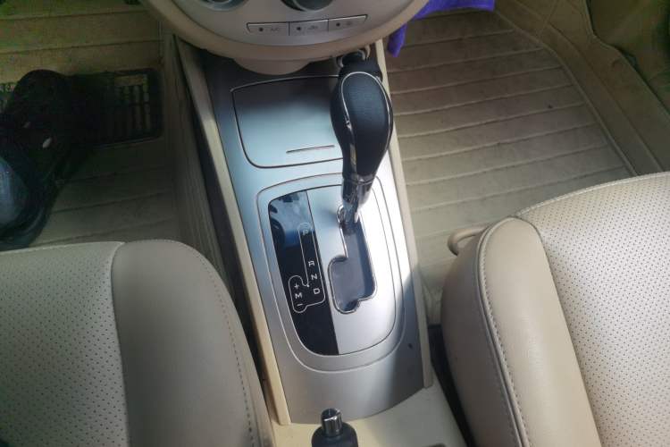 Used Buick Excelle 2013 1.5L Automatic Classic Model Gear Lever
