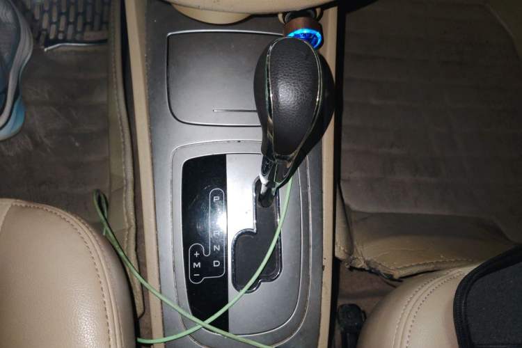 Used Buick Excelle 2013 1.5L Automatic Classic Model Gear Lever