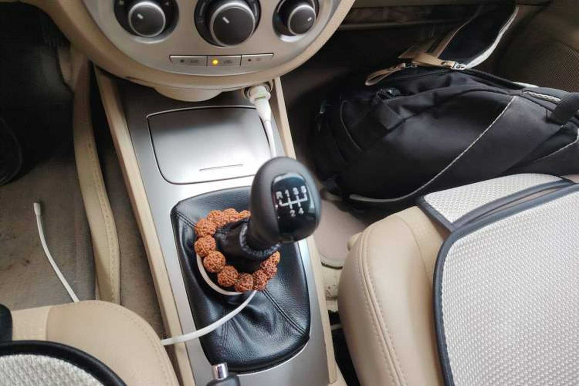 Used Buick Excelle 2013 1.5L Manual Classic Model Gear Lever