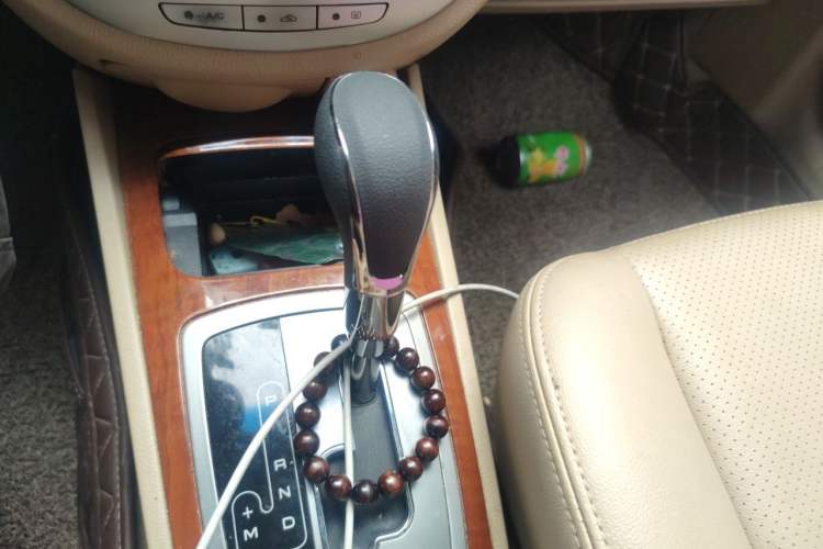Used Buick Excelle 2013 1.5L Automatic Luxury Model Gear Lever