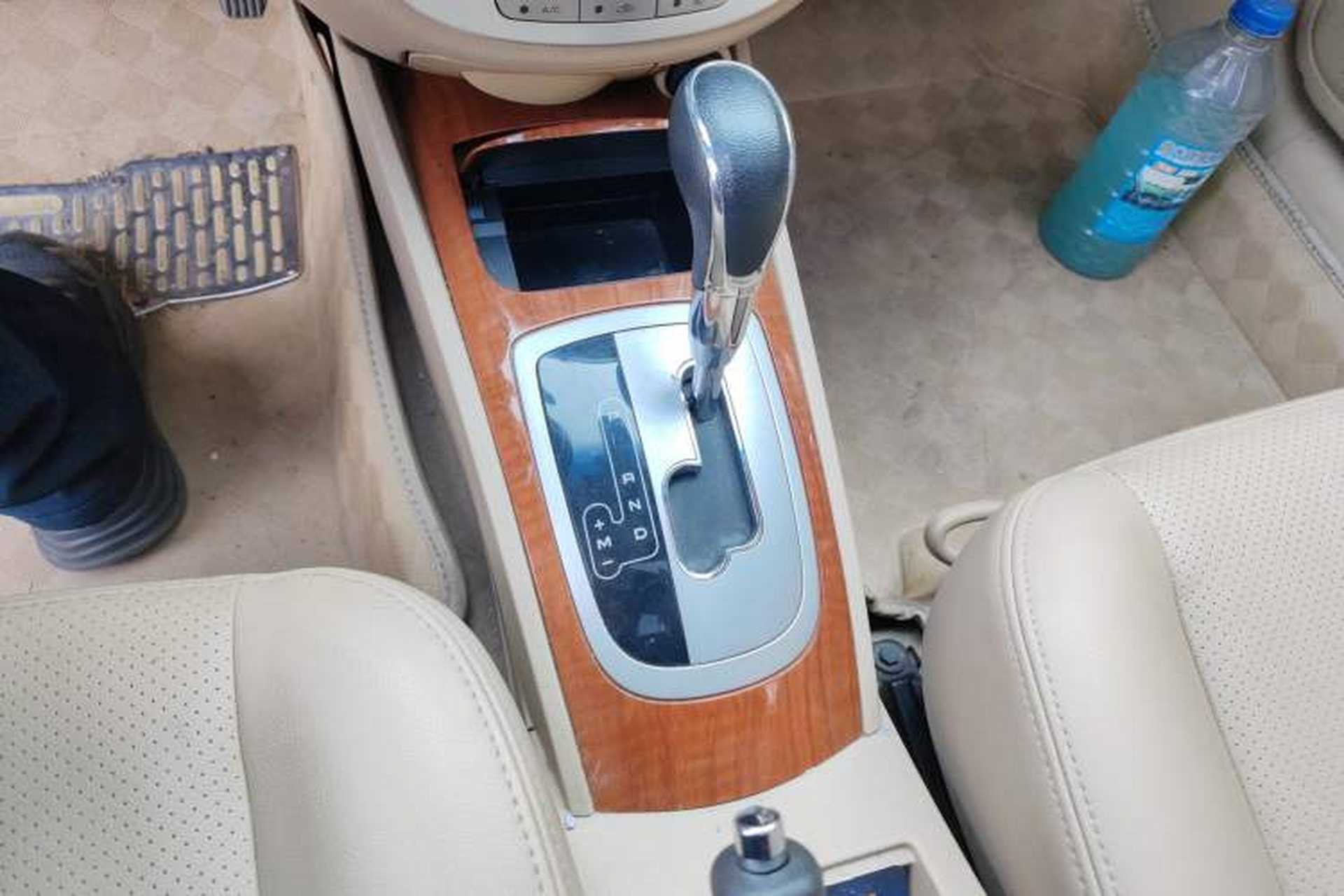 Used Buick Excelle 2013 1.5L Automatic Luxury Model Gear Lever