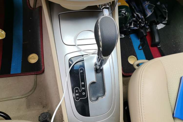 Used Buick Excelle 2013 1.5L Automatic Classic Model Gear Lever