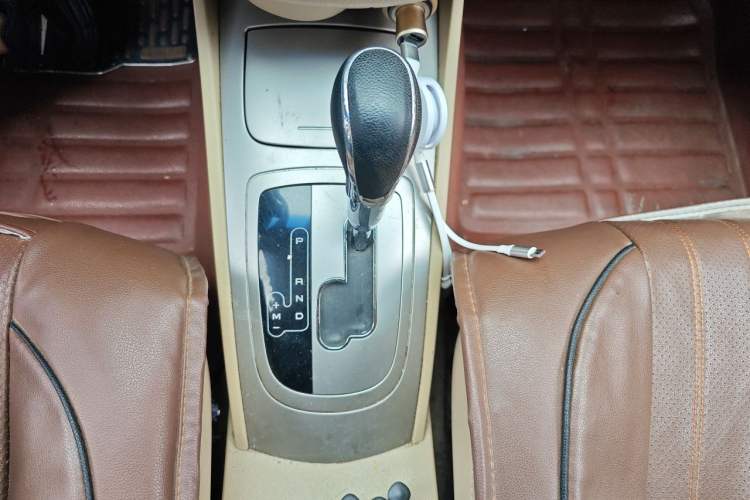 Used Buick Excelle 2013 1.5L Automatic Classic Model Gear Lever