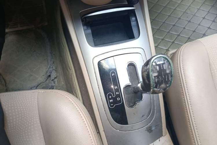 Used Buick Excelle 2013 1.5L Automatic Classic Model Gear Lever