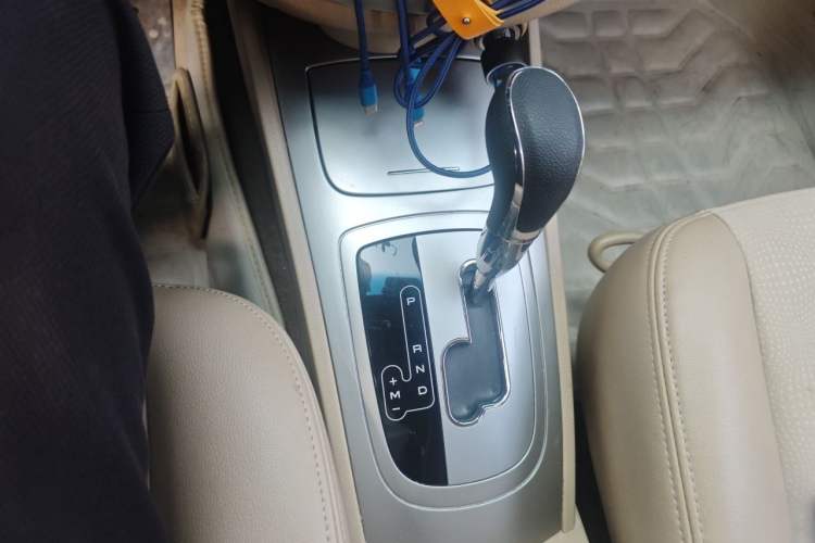 Used Buick Excelle 2013 1.5L Automatic Classic Model Gear Lever
