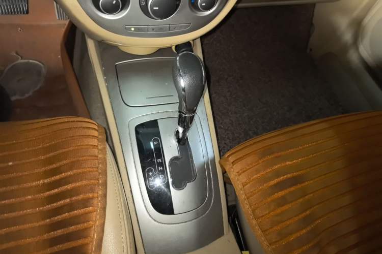Used Buick Excelle 2013 1.5L Automatic Classic Model Gear Lever