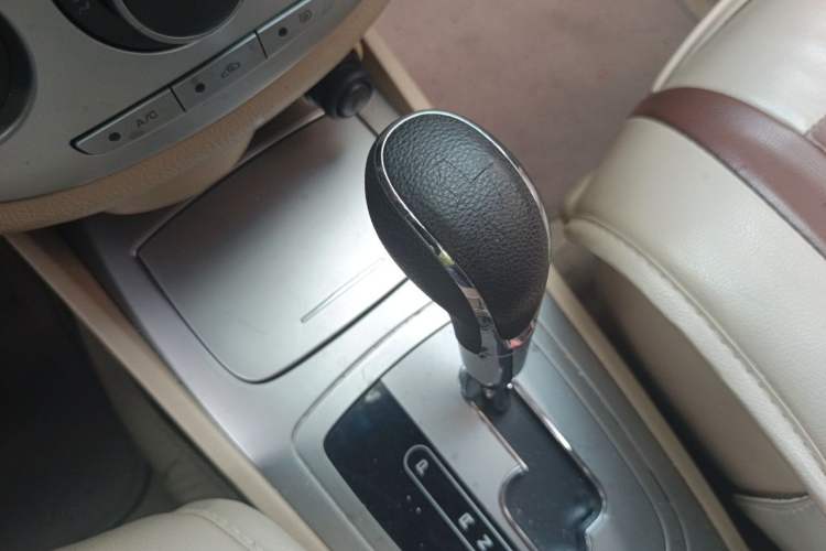 Used Buick Excelle 2013 1.5L Automatic Classic Model Gear Lever
