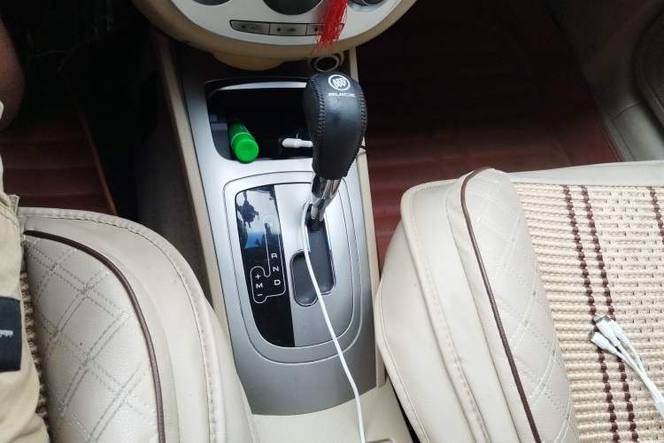 Used Buick Excelle 2013 1.5L Automatic Classic Model Gear Lever