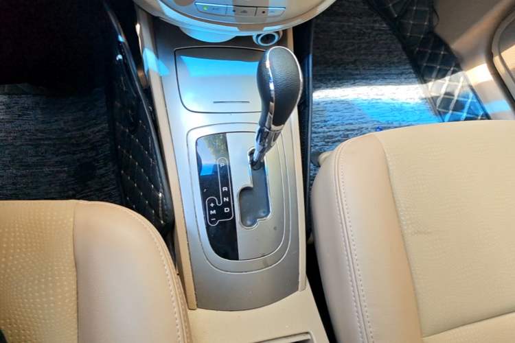 Used Buick Excelle 2013 1.5L Automatic Classic Model Gear Lever