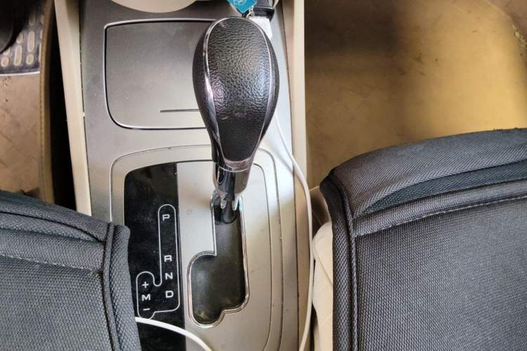 Used Buick Excelle 2013 1.5L Automatic Classic Model Gear Lever
