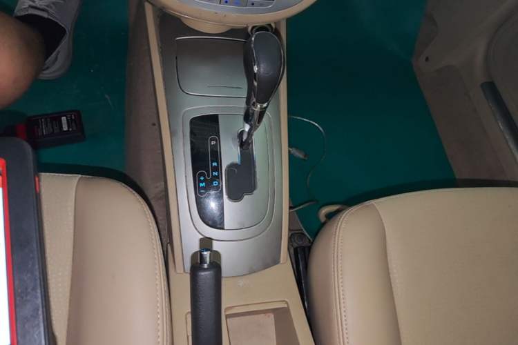 Used Buick Excelle 2013 1.5L Automatic Classic Model Gear Lever
