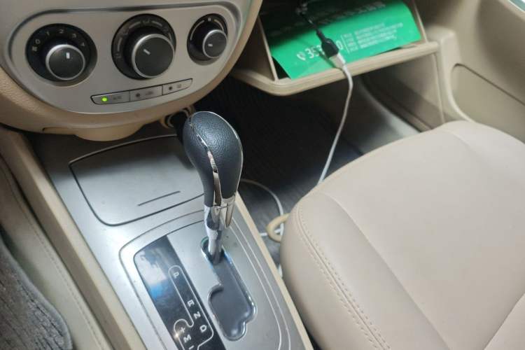 Used Buick Excelle 2013 1.5L Automatic Classic Model Gear Lever