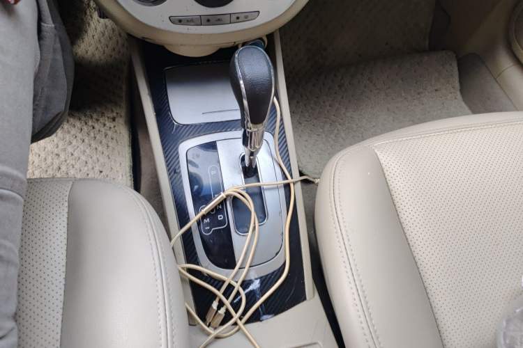 Used Buick Excelle 2013 1.5L Automatic Classic Model Gear Lever