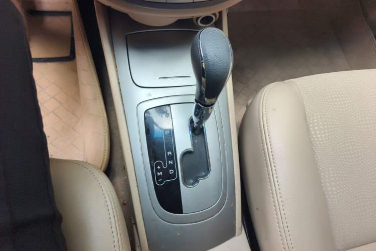Used Buick Excelle 2013 1.5L Automatic Classic Model Gear Lever