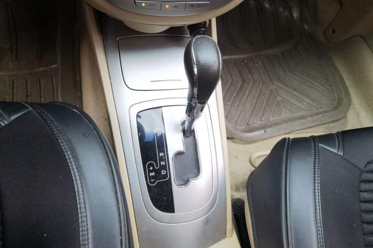 Used Buick Excelle 2013 1.5L Automatic Classic Model Gear Lever
