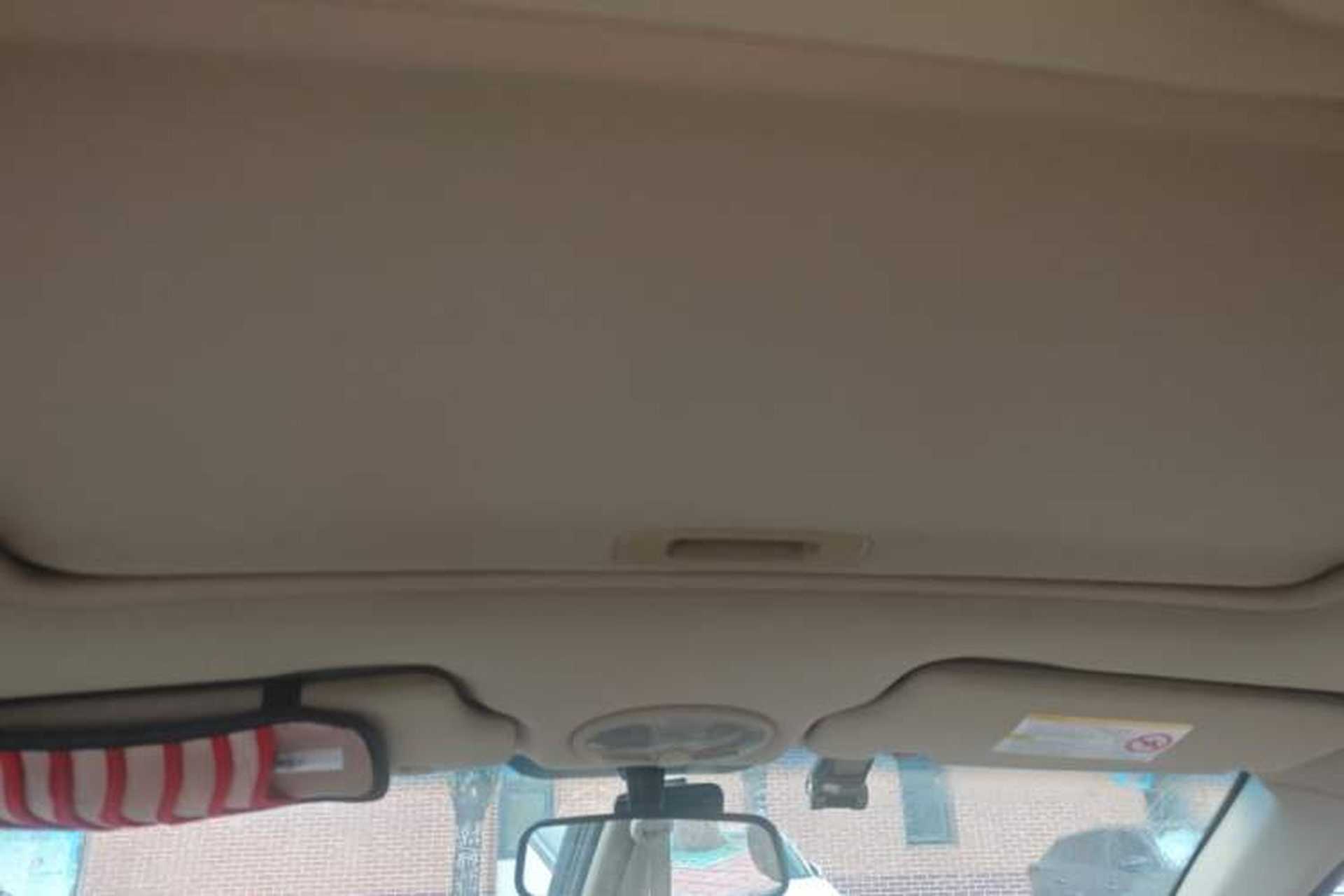 Used Buick Excelle 2013 1.5L Manual Luxury Model Headliner