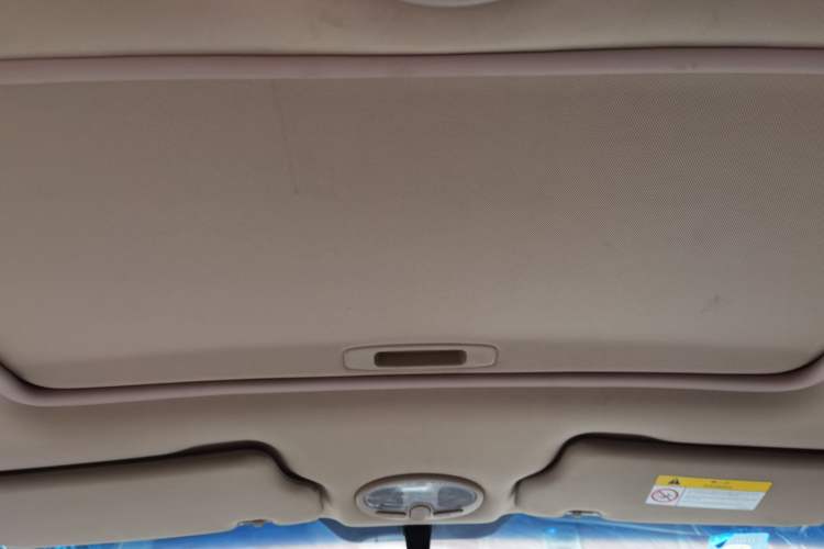 Used Buick Excelle 2013 1.5L Manual Classic Model Headliner