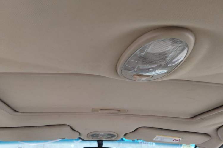Used Buick Excelle 2013 1.5L Manual Classic Model Headliner