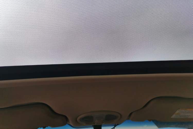 Used Buick Excelle 2013 1.5L Manual Classic Model Headliner