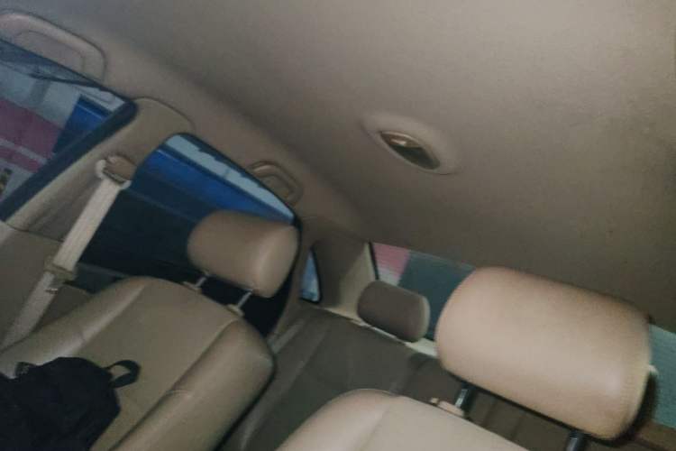 Used Buick Excelle 2013 1.5L Automatic Classic Model Headliner