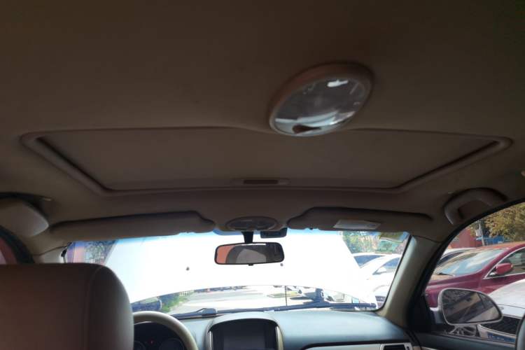Used Buick Excelle 2013 1.5L Manual Classic Model Headliner