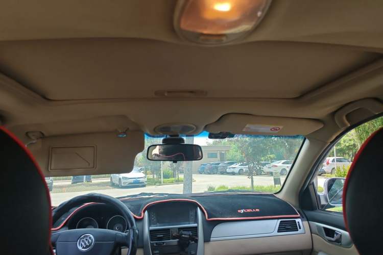 Used Buick Excelle 2013 1.5L Manual Classic Model Headliner