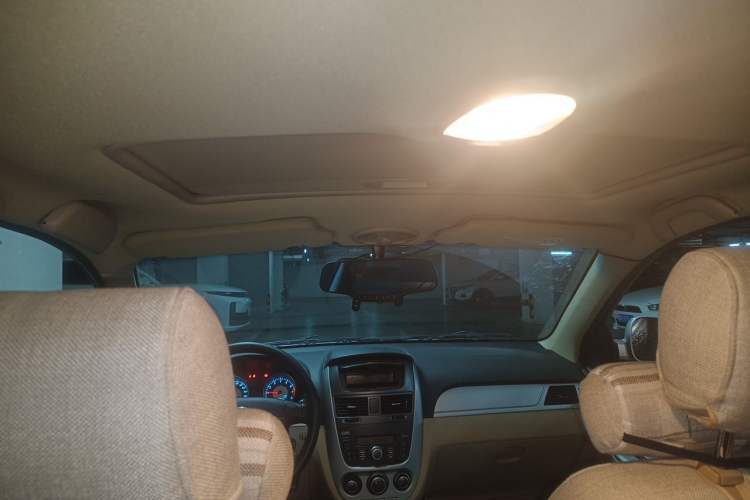 Used Buick Excelle 2013 1.5L Manual Classic Model Headliner