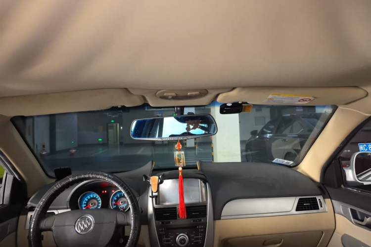Used Buick Excelle 2013 1.5L Automatic Classic Model Headliner