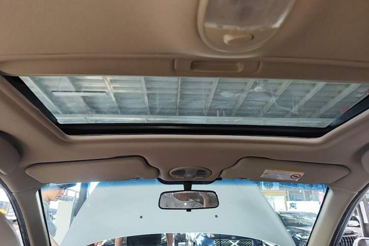 Used Buick Excelle 2013 1.5L Automatic Luxury Model Headliner