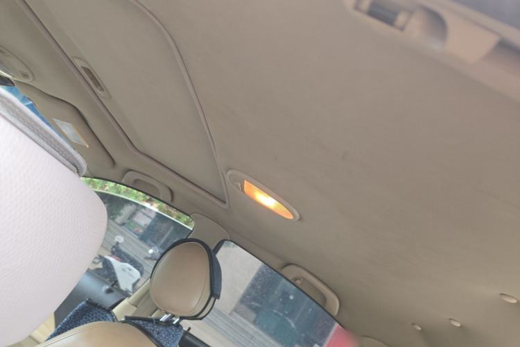 Used Buick Excelle 2013 1.5L Manual Luxury Model Headliner