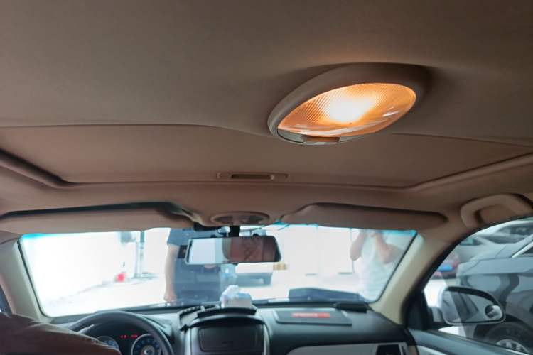 Used Buick Excelle 2013 1.5L Manual Classic Model Headliner
