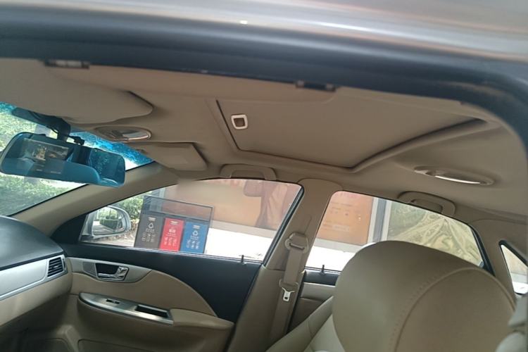 Used Buick Excelle 2013 1.5L Manual Classic Model Headliner