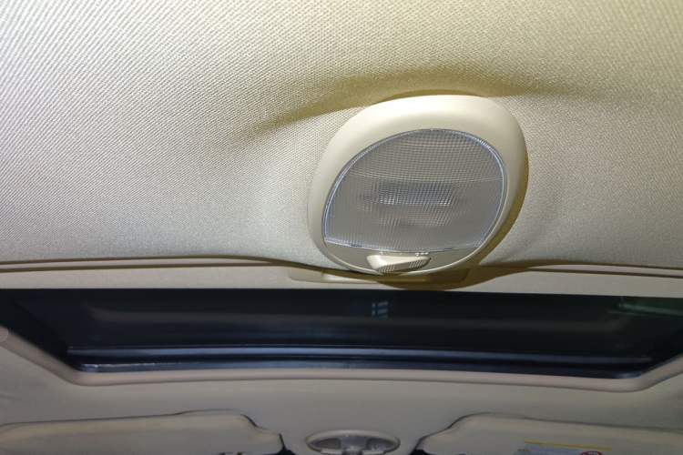 Used Buick Excelle 2013 1.5L Manual Classic Model Headliner