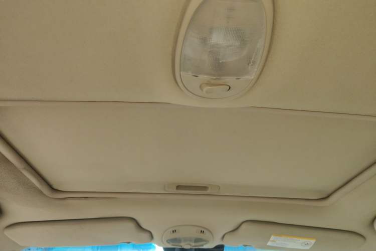Used Buick Excelle 2013 1.5L Manual Luxury Model Headliner