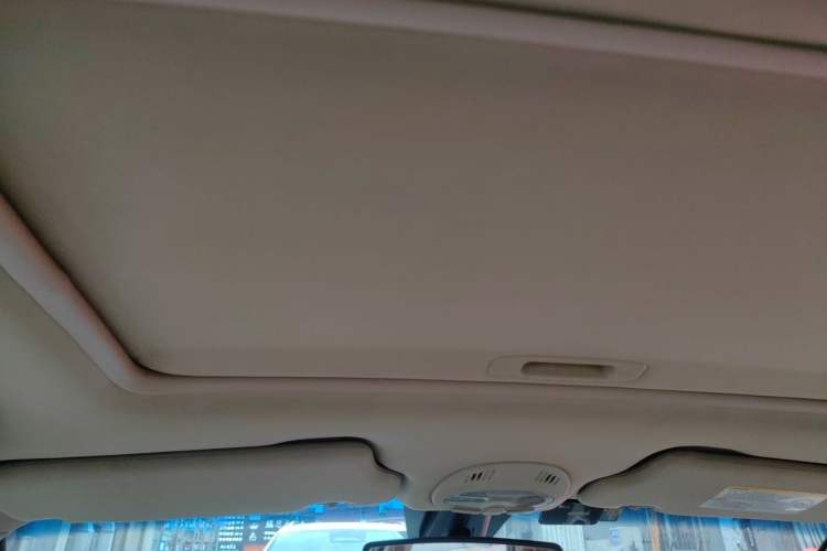 Used Buick Excelle 2013 1.5L Manual Luxury Model Headliner