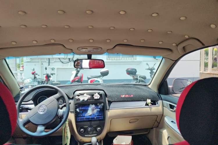 Used Buick Excelle 2013 1.5L Automatic Classic Model Headliner