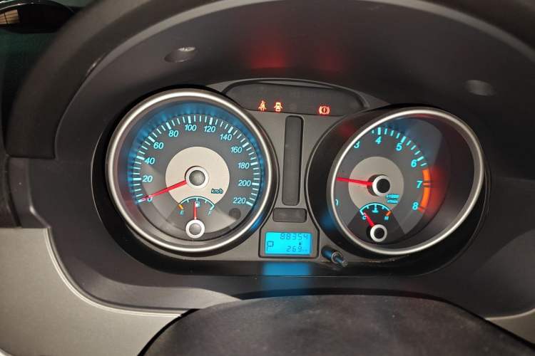 Used Buick Excelle 2013 1.5L Automatic Classic Model Instrument Cluster