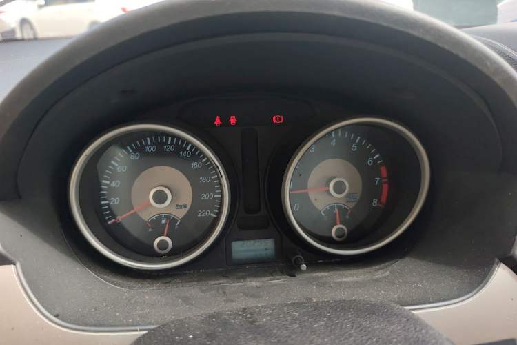 Used Buick Excelle 2013 1.5L Manual Classic Model Instrument Cluster